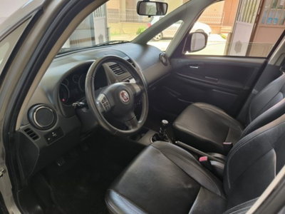 Fiat Sedici 2.0 MJT 16V DPF 4x4 Emotion (5)