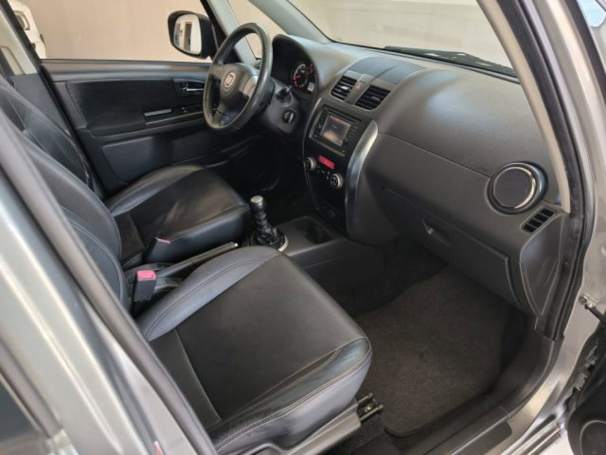 Fiat Sedici 2.0 MJT 16V DPF 4x4 Emotion (6)