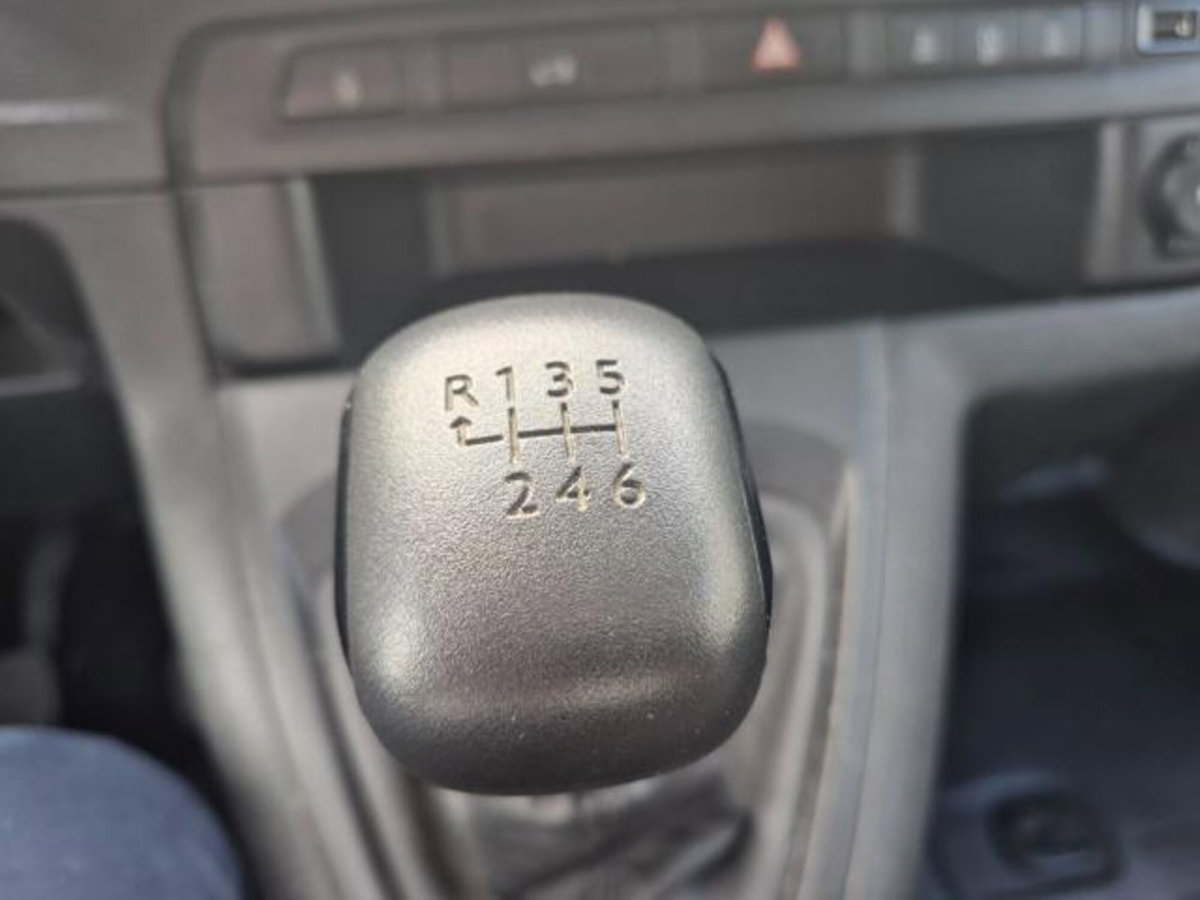 Opel Vivaro Furgone 1.5 Diesel 120CV S&S PL-TN M Furgone Enjoy (18)