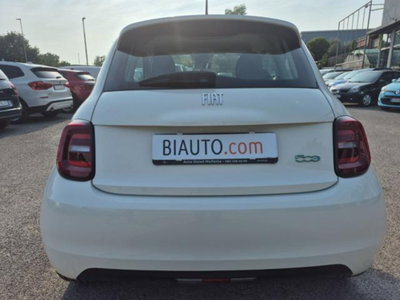 Fiat 500e Icon Berlina 42 kWh (3)
