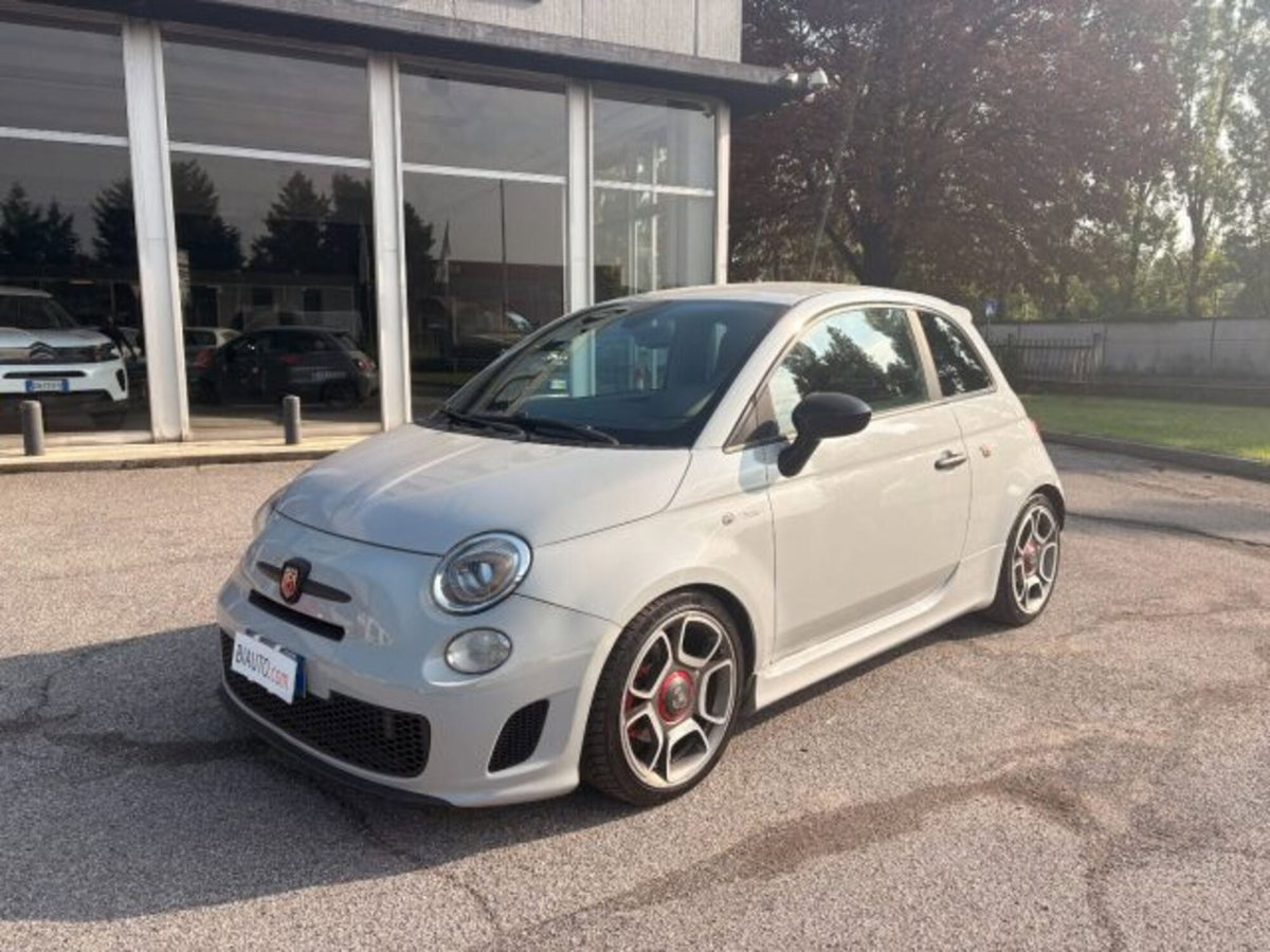 Abarth 500 1.4 Turbo T-Jet (2)
