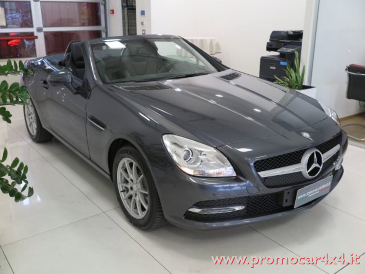 Mercedes-Benz SLK 200 BlueEFFICIENCY Premium (3)