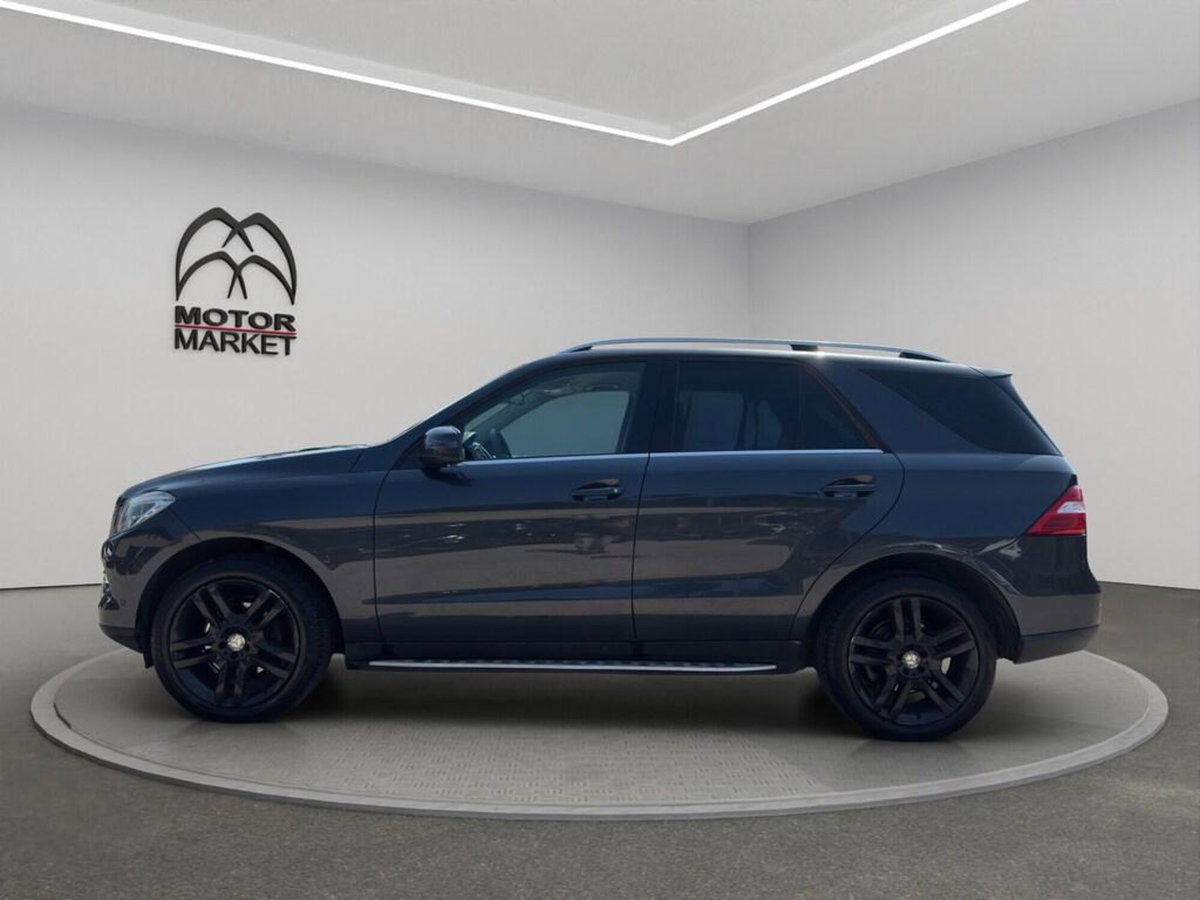 Mercedes-Benz Classe ML 250 BlueTEC 4Matic Sport (5)