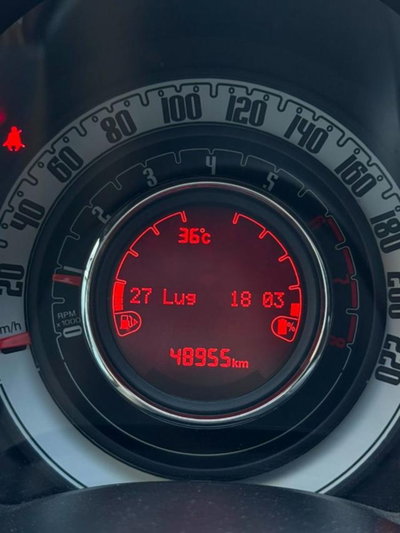 Fiat 500 1.0 Hybrid Lounge (9)