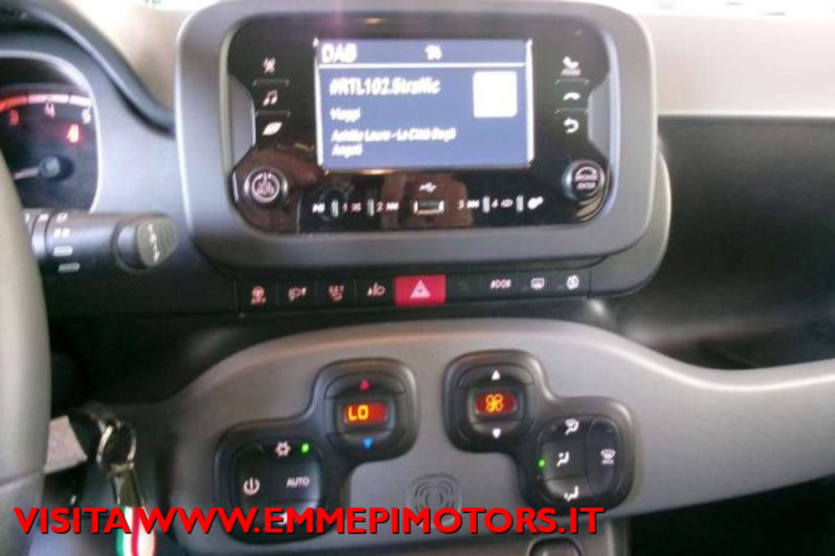 Fiat Panda 1.0 firefly hybrid s&s 70cv 5p.ti (18)