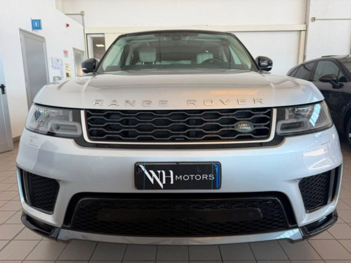 Land Rover Range Rover Sport 3.0 TDV6 HSE (2)