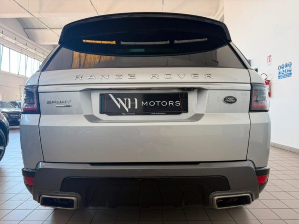 Land Rover Range Rover Sport 3.0 TDV6 HSE (5)