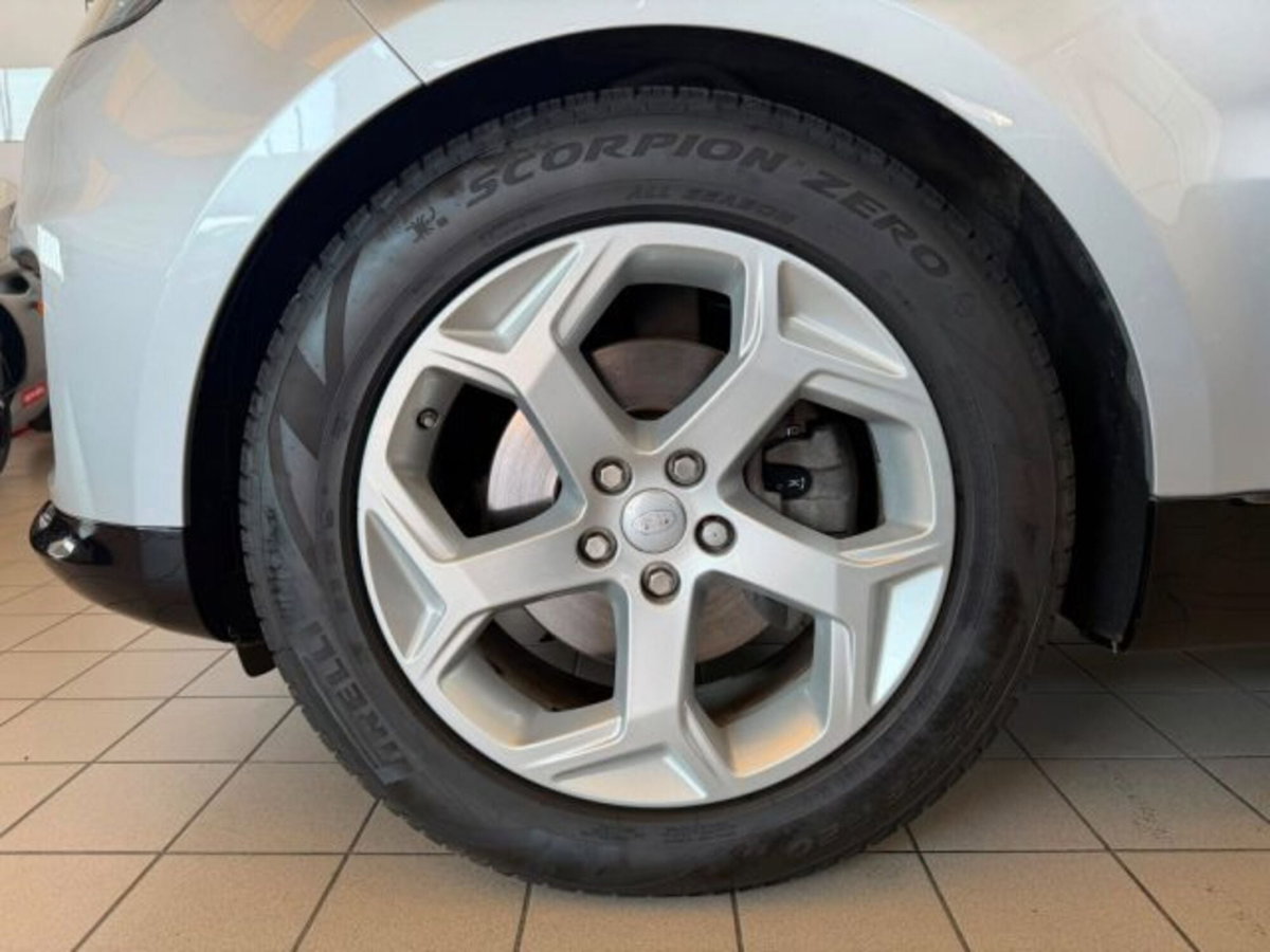 Land Rover Range Rover Sport 3.0 TDV6 HSE (7)