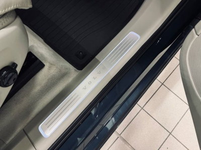 Volvo XC90 B5 (d) AWD Geartronic Inscription (19)