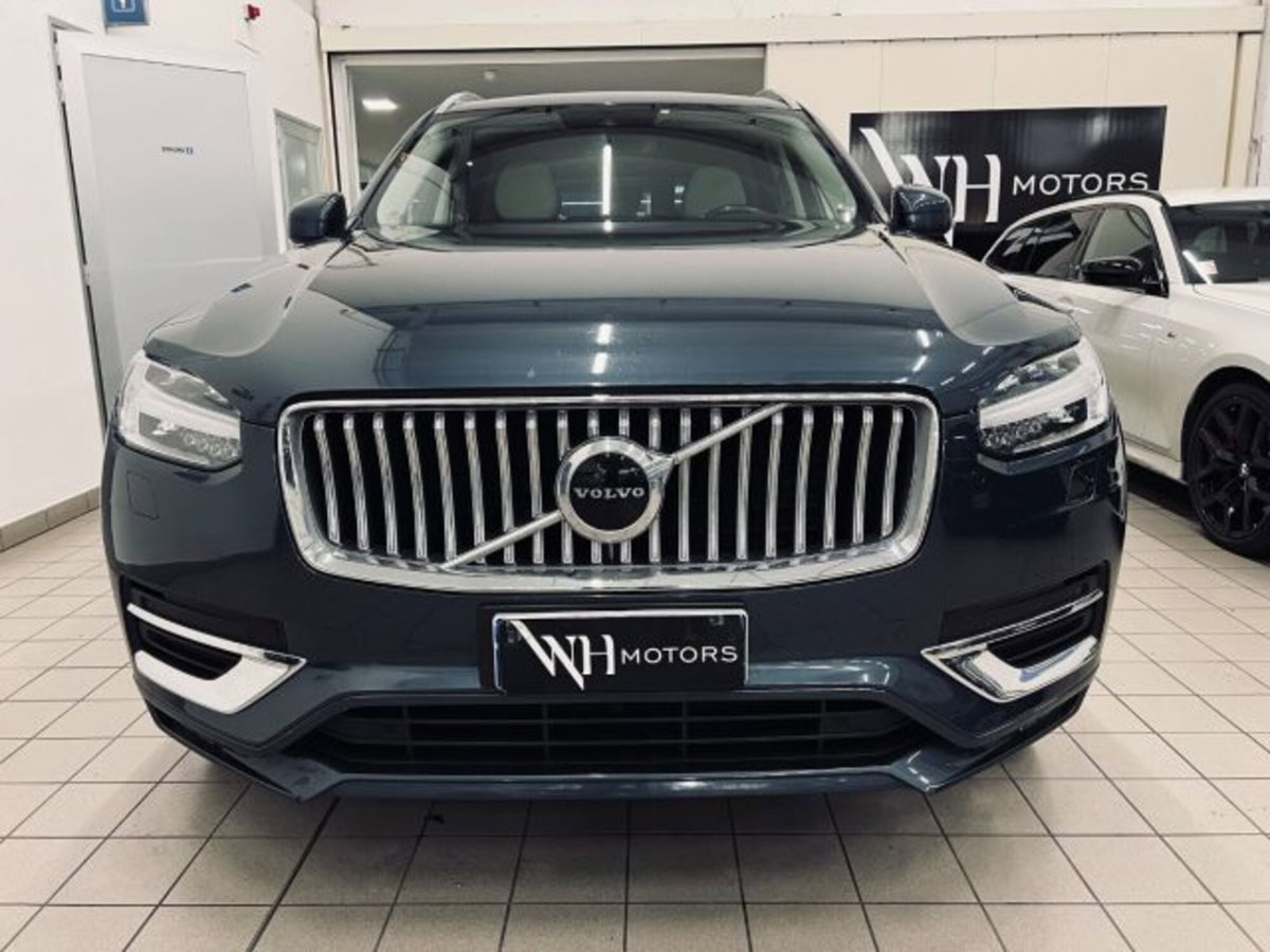 Volvo XC90 B5 (d) AWD Geartronic Inscription (2)