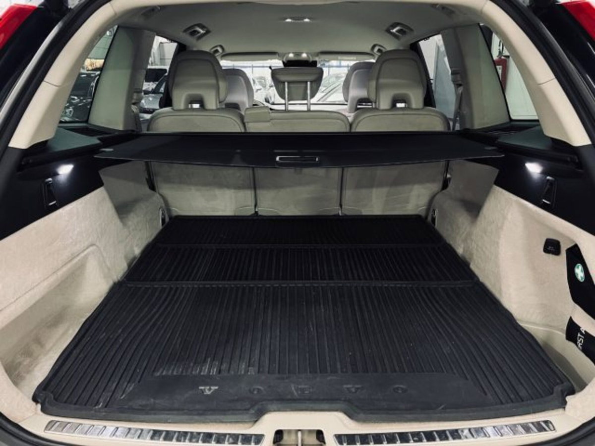 Volvo XC90 B5 (d) AWD Geartronic Inscription (20)