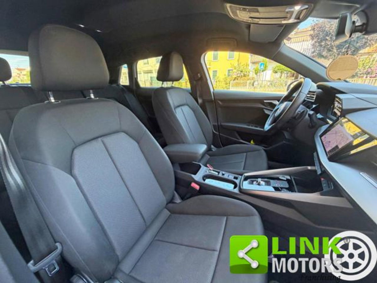 Audi A3 Sportback 30 g-tron S tronic Business Advanced (13)