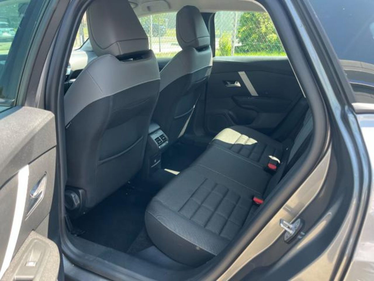 Citroen C4 1.2 puretech Plus s&s 130cv eat8 (16)