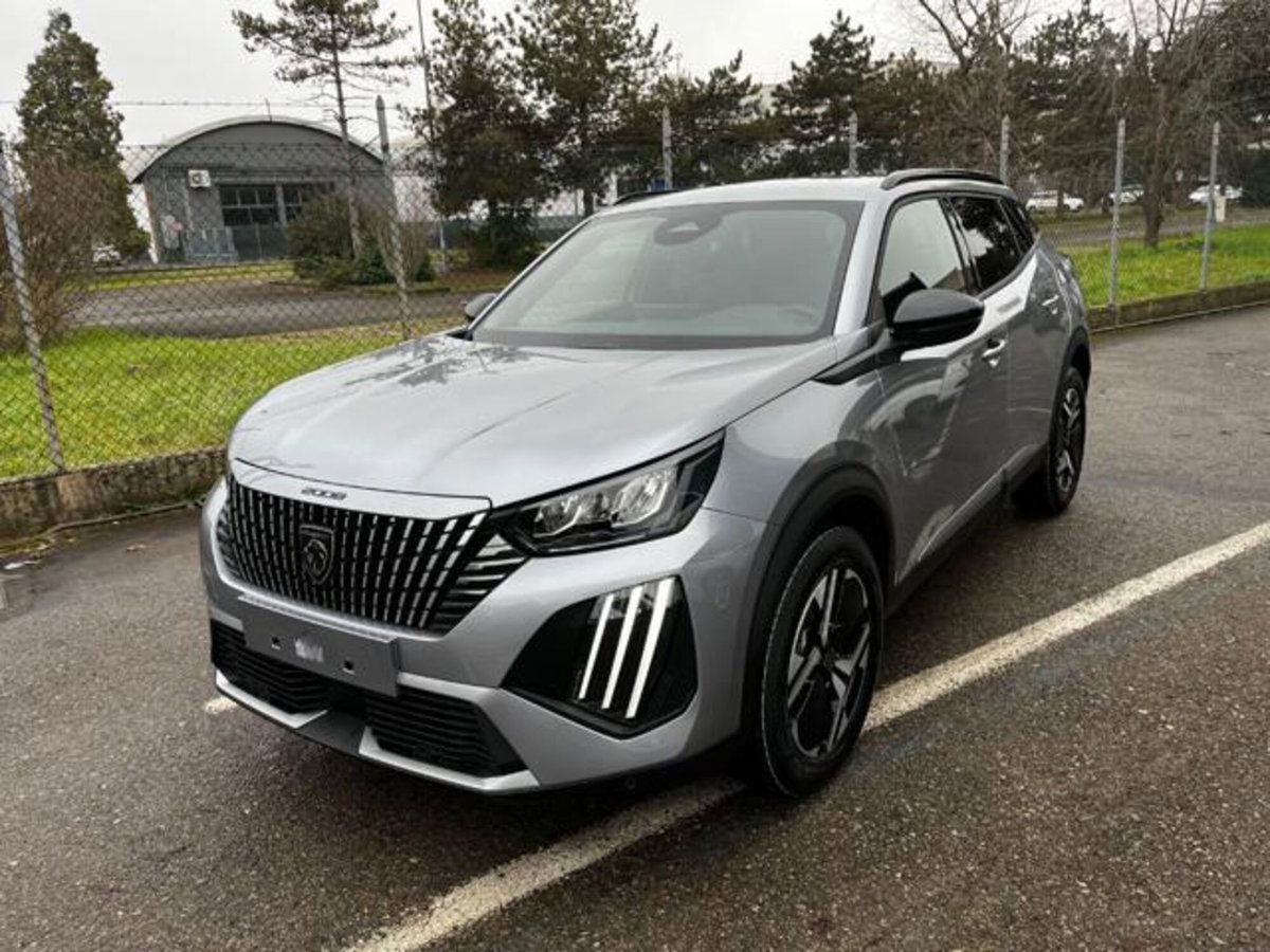 Peugeot 2008 PureTech 100 S&S Allure (2)