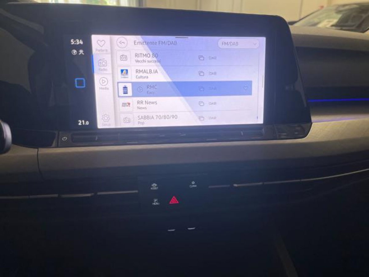 Volkswagen Golf Variant 2.0 TDI SCR DSG Life (6)