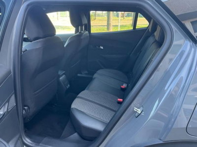 Peugeot 2008 PureTech 130 S&S EAT8 Allure Pack (14)