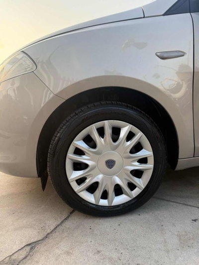 Lancia Ypsilon 1.3 MJT 16V 95 CV 5 porte S&S Gold (6)