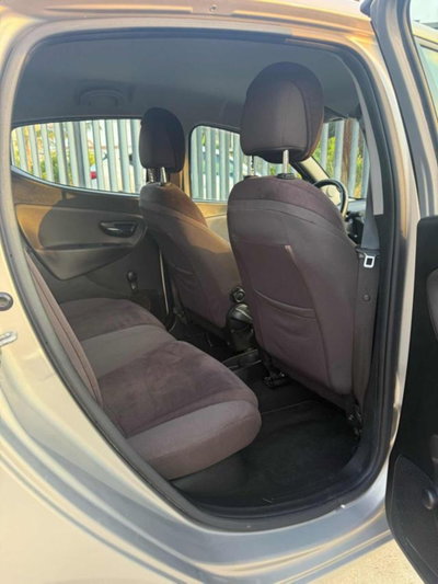 Lancia Ypsilon 1.3 MJT 16V 95 CV 5 porte S&S Gold (8)