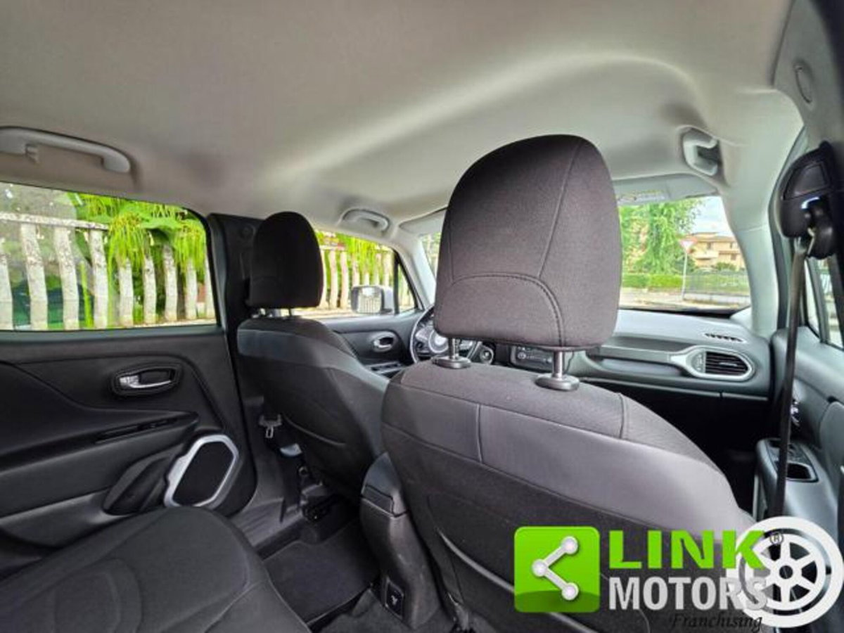 Jeep Renegade 1.4 MultiAir Limited (19)