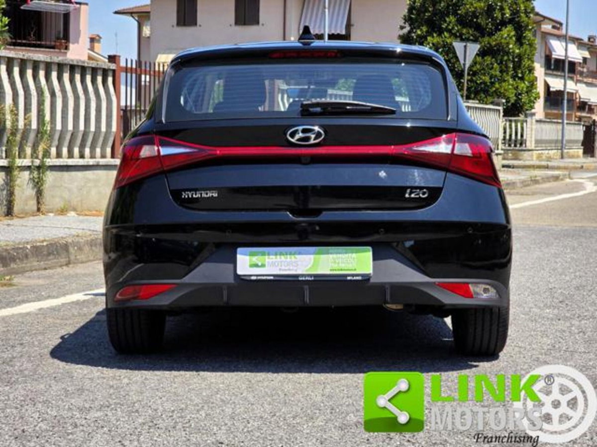Hyundai i20 1.2 MPI MT ConnectLine (2)