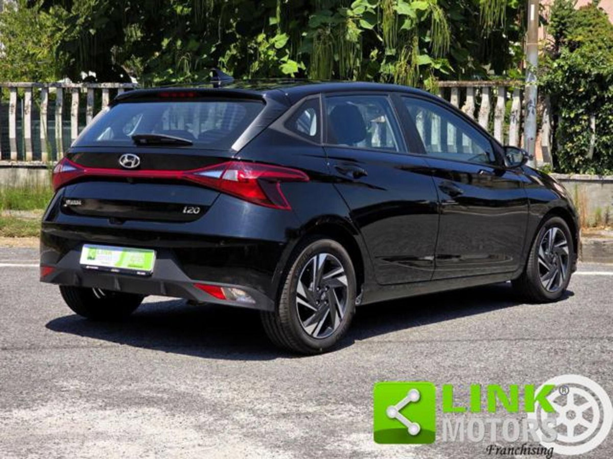Hyundai i20 1.2 MPI MT ConnectLine (3)