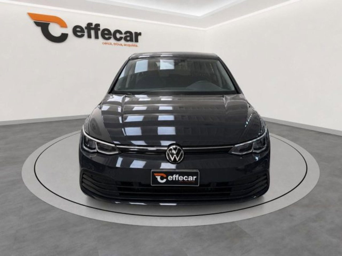 Volkswagen Golf 1.5 eTSI 130 CV EVO ACT DSG R-Line (2)