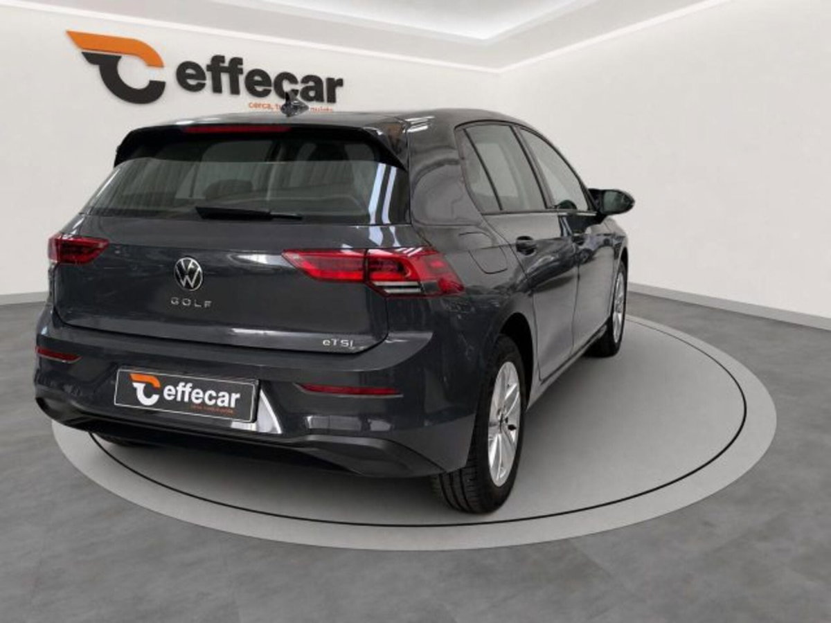 Volkswagen Golf 1.5 eTSI 130 CV EVO ACT DSG R-Line (6)