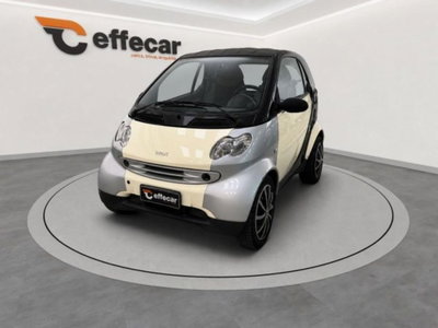 smart Fortwo 700 coupé pure (45 kW) usata