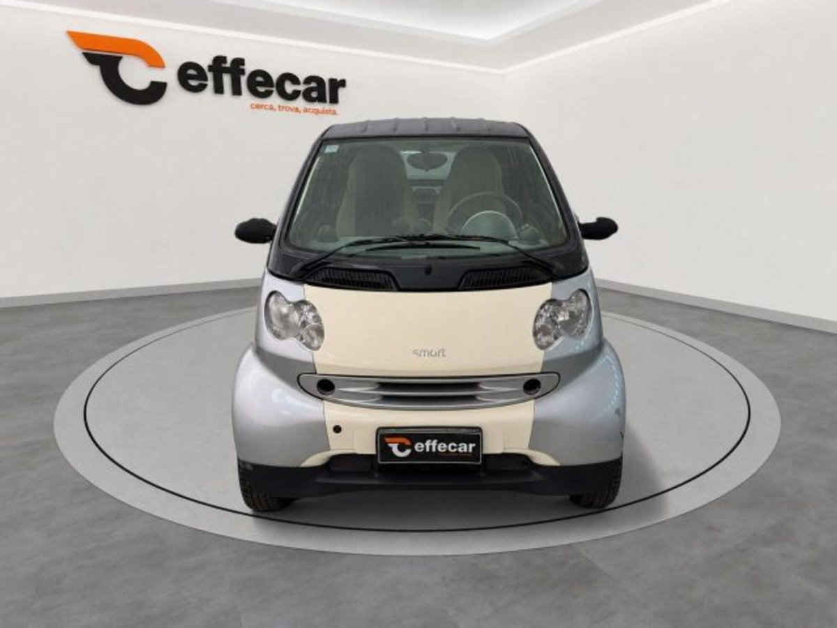 smart Fortwo 700 coupé pure (45 kW) (2)