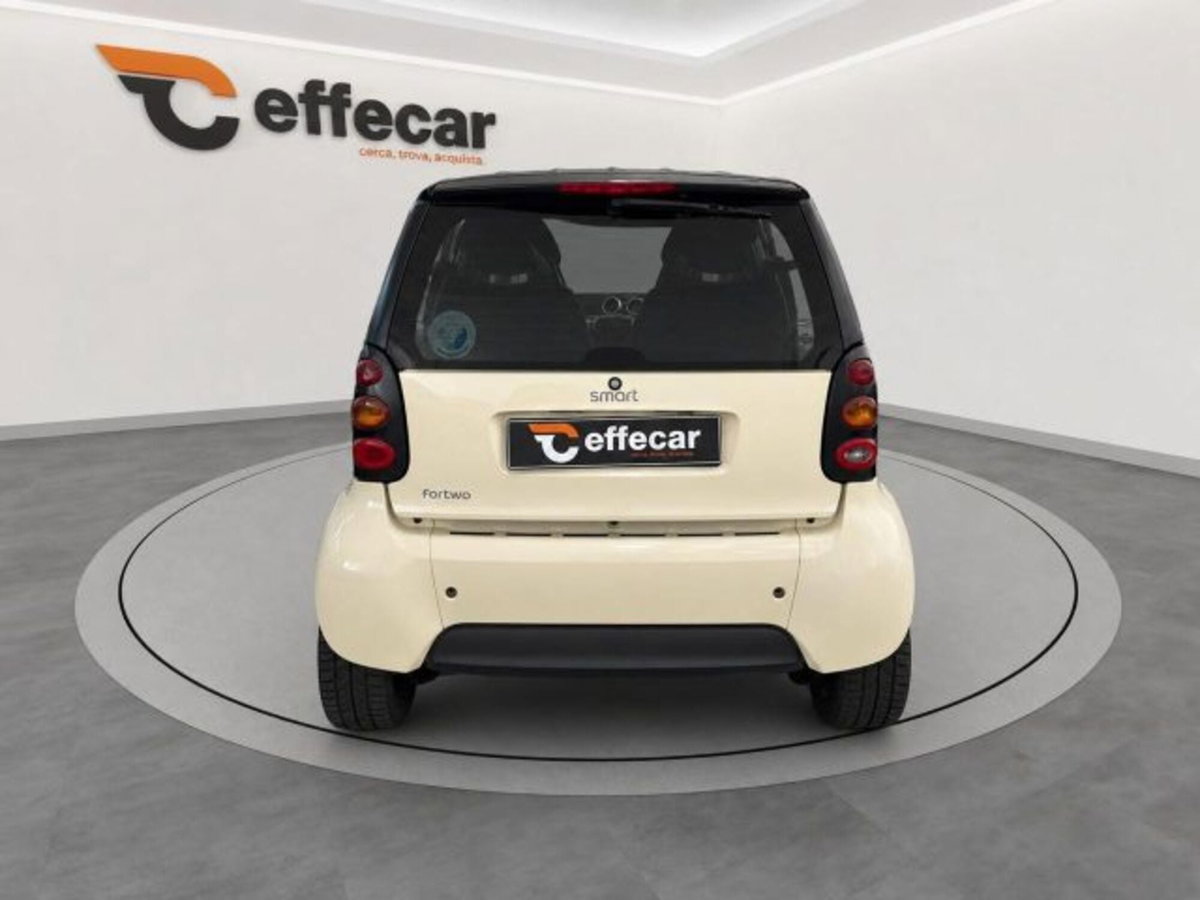 smart Fortwo 700 coupé pure (45 kW) (5)