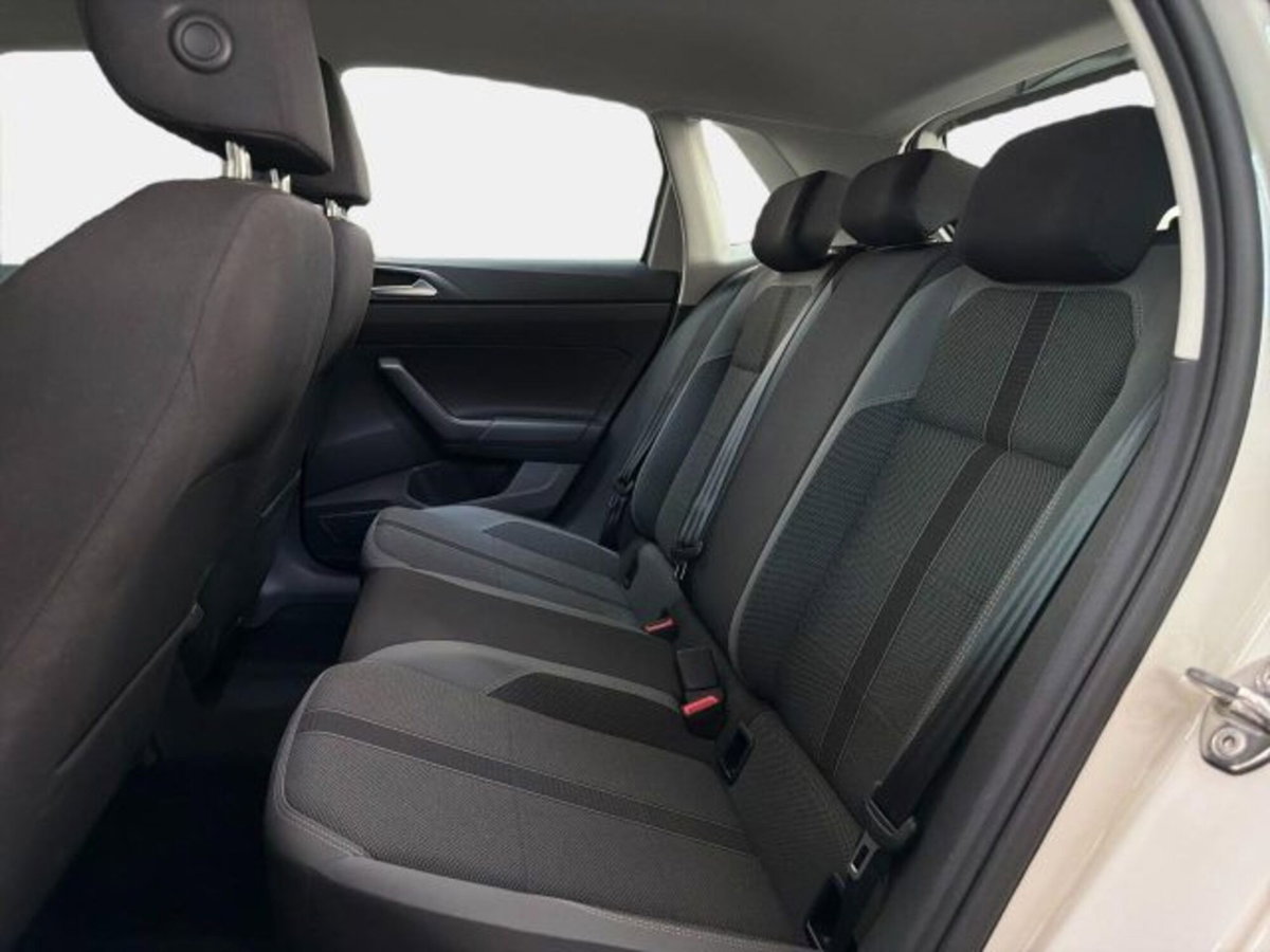 Volkswagen Polo 1.0 tsi R-Line 95cv (13)