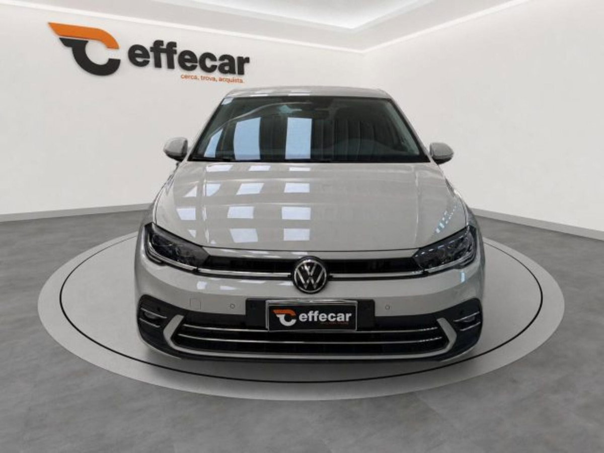Volkswagen Polo 1.0 tsi R-Line 95cv (2)