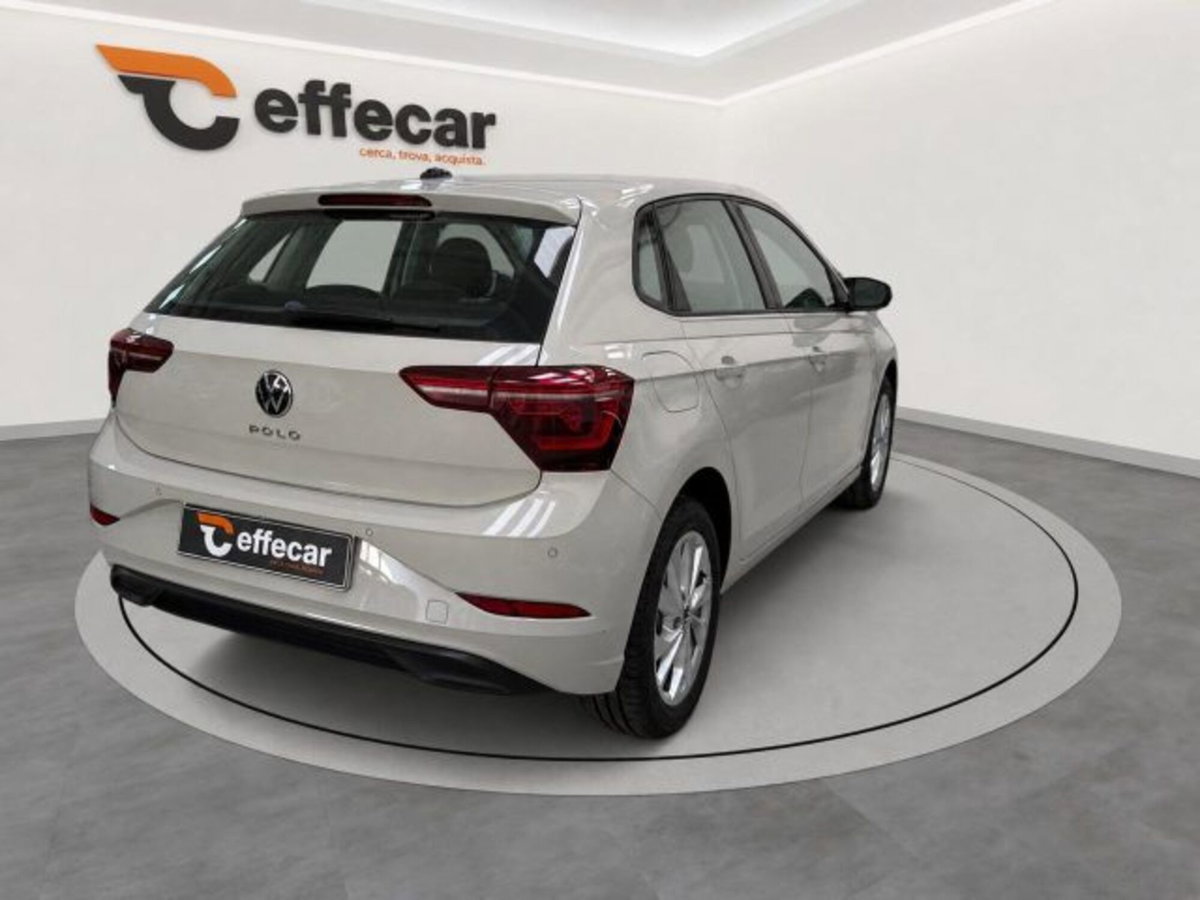 Volkswagen Polo 1.0 tsi R-Line 95cv (6)