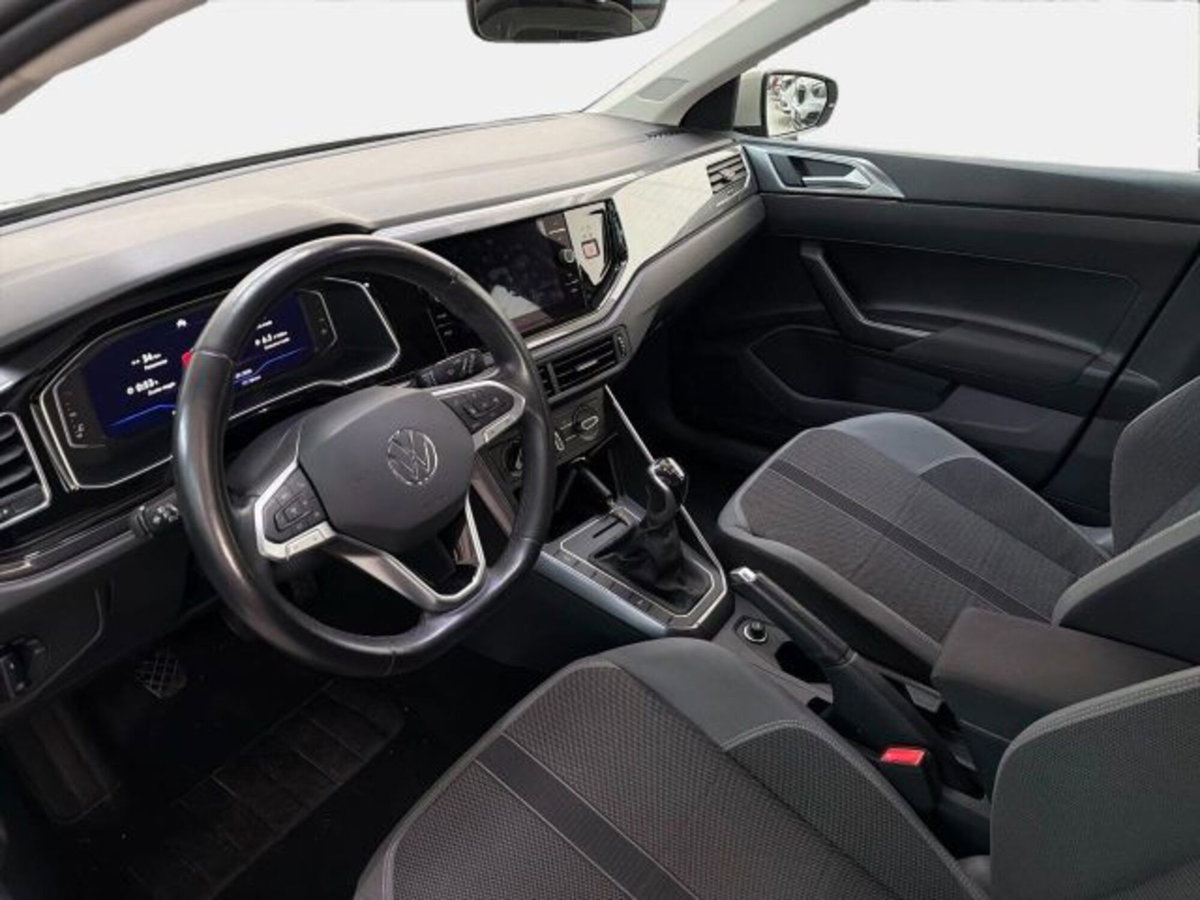 Volkswagen Polo 1.0 tsi R-Line 95cv (7)