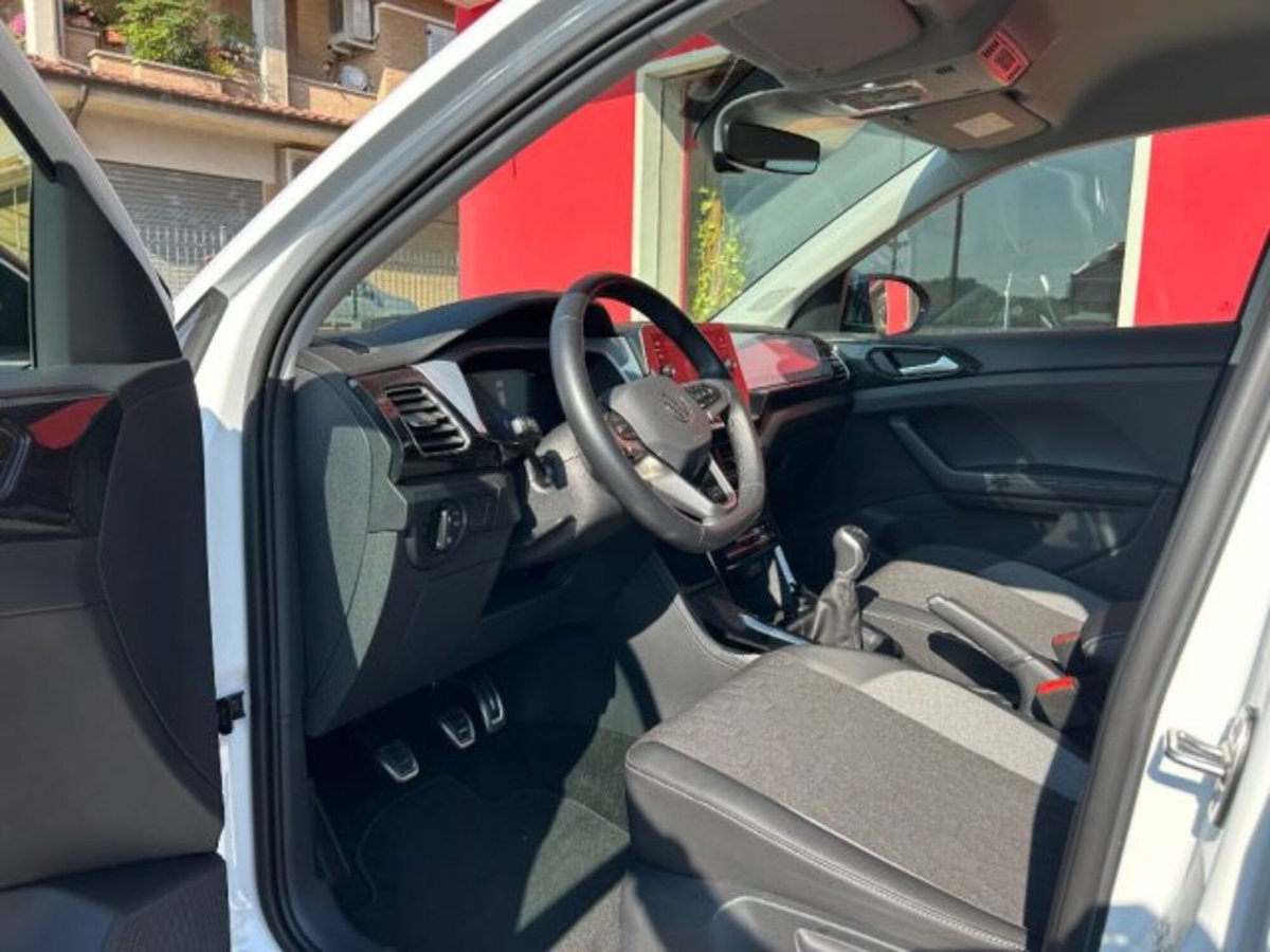 Volkswagen T-Cross 1.0 tsi Life 95cv (5)