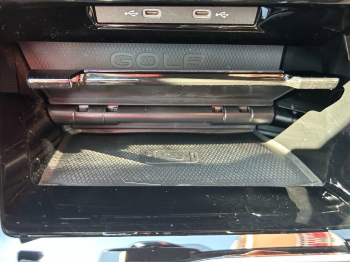Volkswagen Golf 2.0 TSI GTI DSG (12)