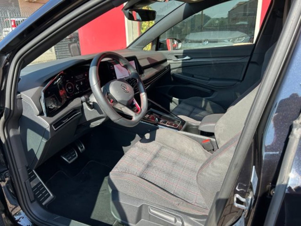 Volkswagen Golf 2.0 TSI GTI DSG (5)