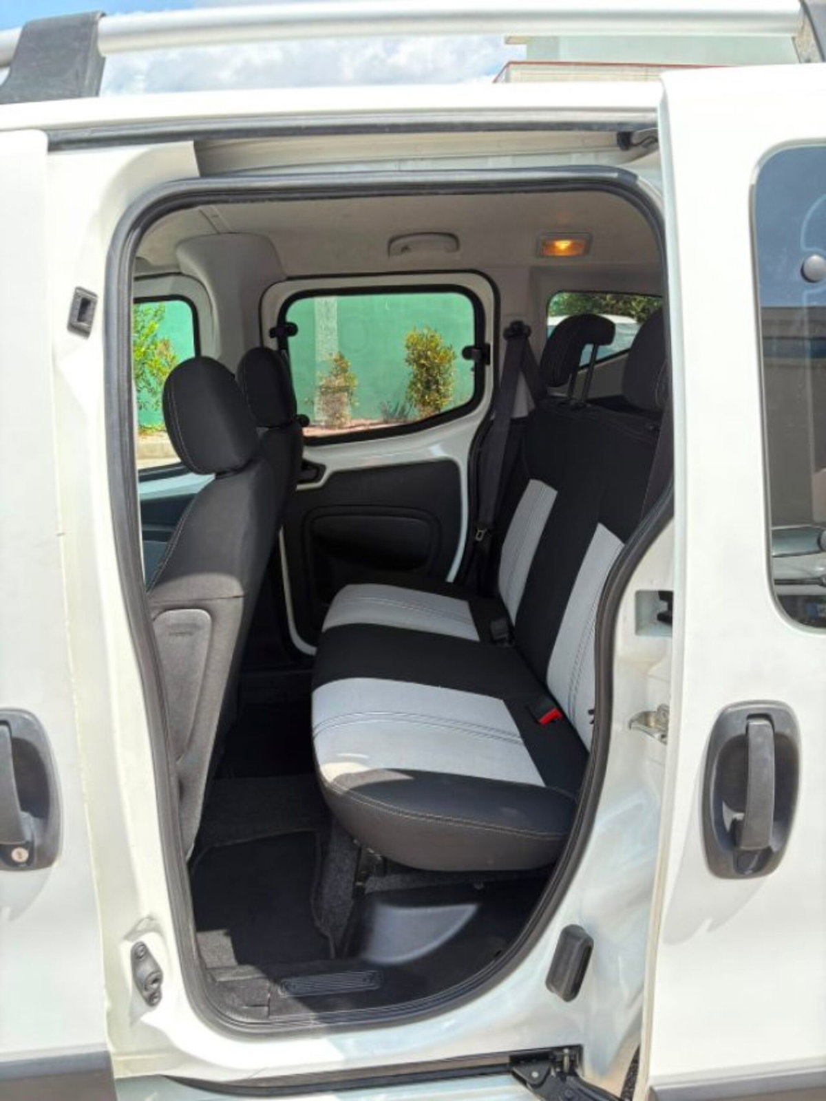 Fiat Qubo 1.3 MJT 95 CV Active (15)