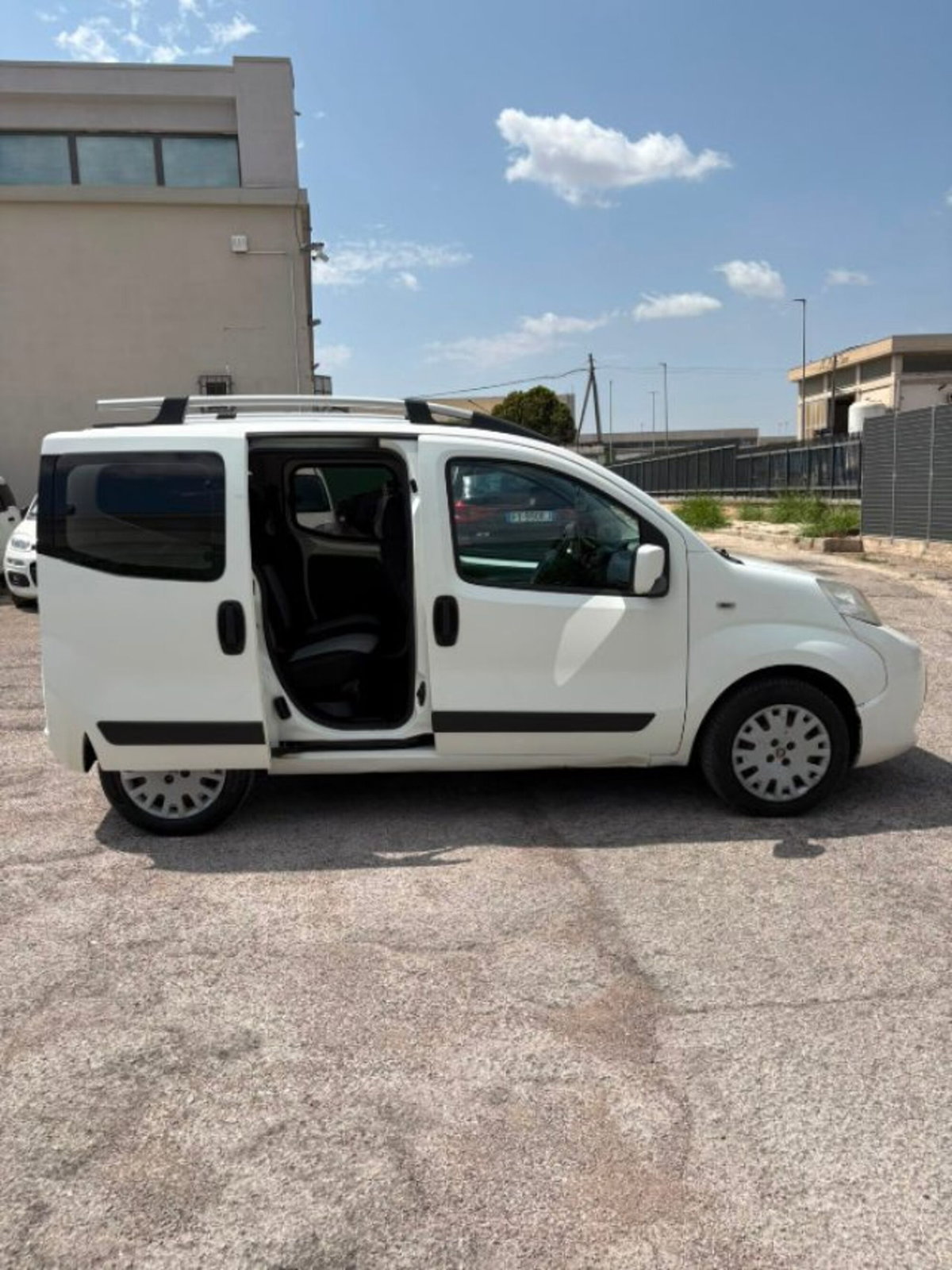 Fiat Qubo 1.3 MJT 95 CV Active (18)