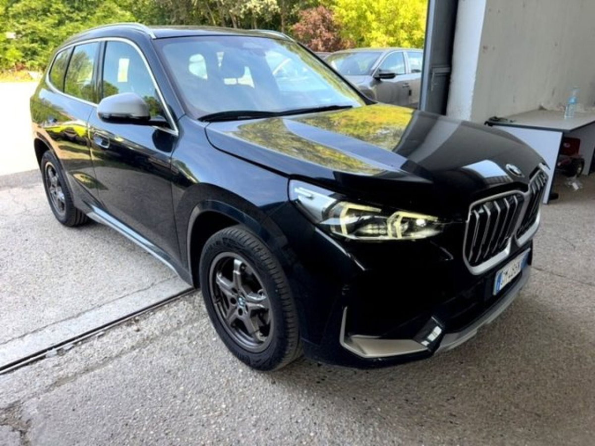 BMW X1 sDrive 18i Edition Essence (3)