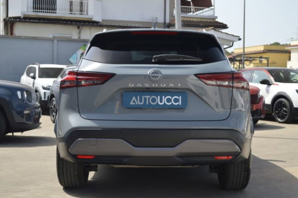 Nissan Qashqai 1.3 mhev N-Connecta 2wd 140cv (6)