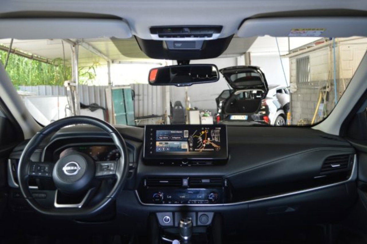 Nissan Qashqai 1.3 mhev N-Connecta 2wd 140cv (7)
