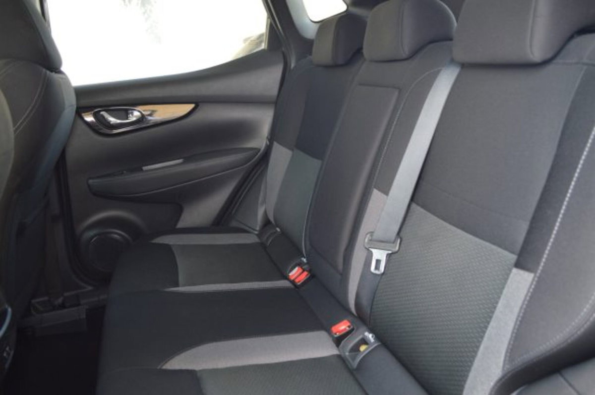 Nissan Qashqai 1.3 DIG-T 140 CV N-Connecta (9)