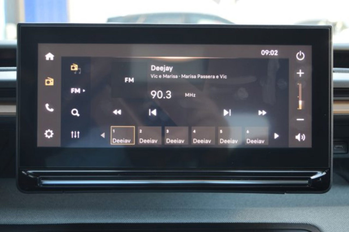 Citroen C3 Aircross 1.2 puretech turbo Plus 100cv (16)