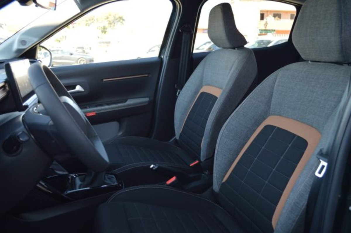Citroen C3 Aircross 1.2 puretech turbo Plus 100cv (8)