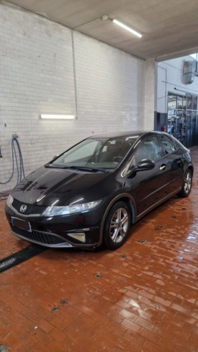 Honda Civic 1.4 i-VTEC 5p. Elegance usata