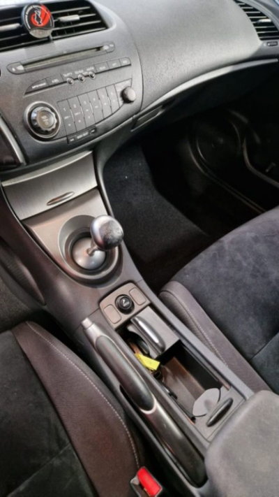 Honda Civic 1.4 i-VTEC 5p. Elegance (6)