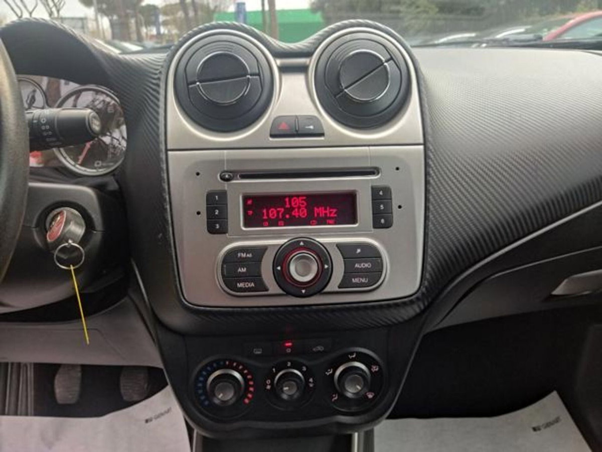 Alfa Romeo MiTo 1.4 105 CV M.air S&S Distinctive (11)