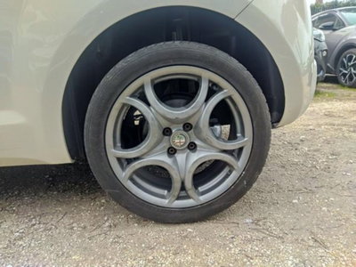 Alfa Romeo MiTo 1.4 105 CV M.air S&S Distinctive (20)
