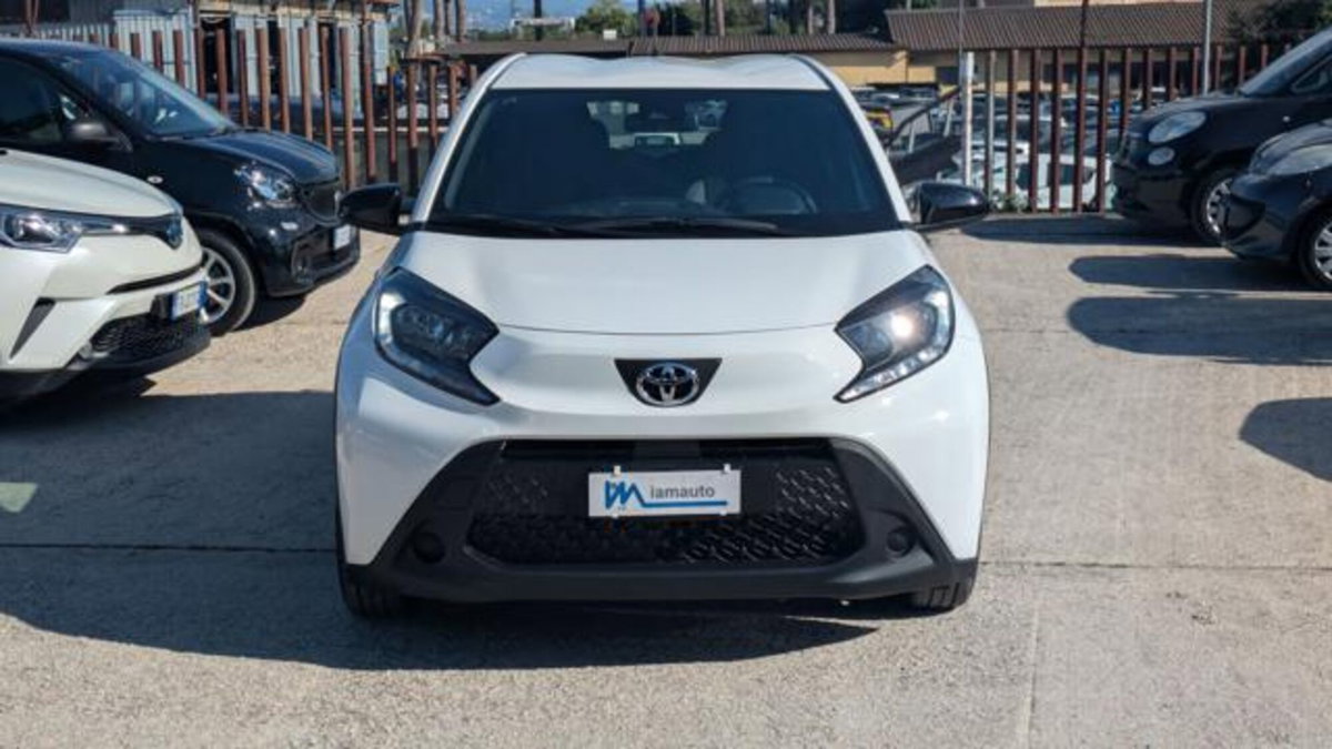 Toyota Aygo X 1.0 Trend 72cv (14)